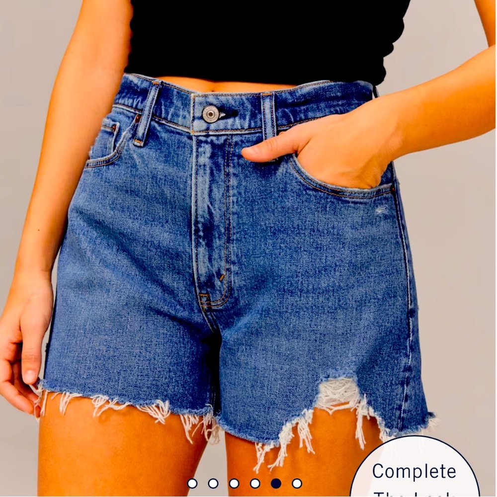 Abercrombie Women's High Rise Mom Short NWOT Sz 10